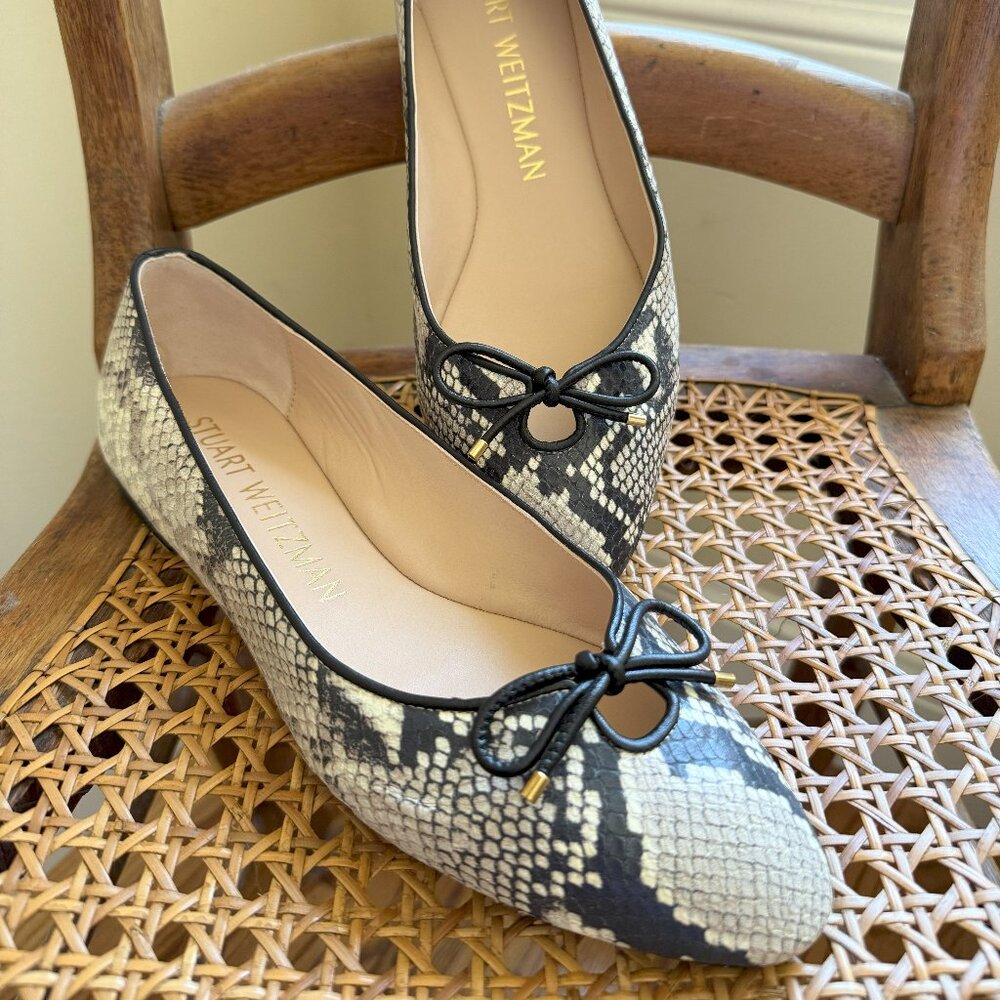 Stuart Weitzman Leather Gabby Flats